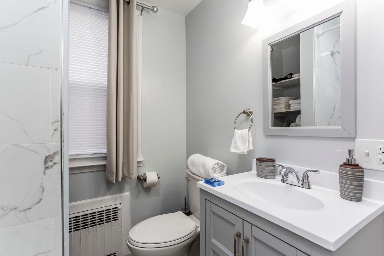 2 Bedroom Apartment Near Bristol Center Exterior photo